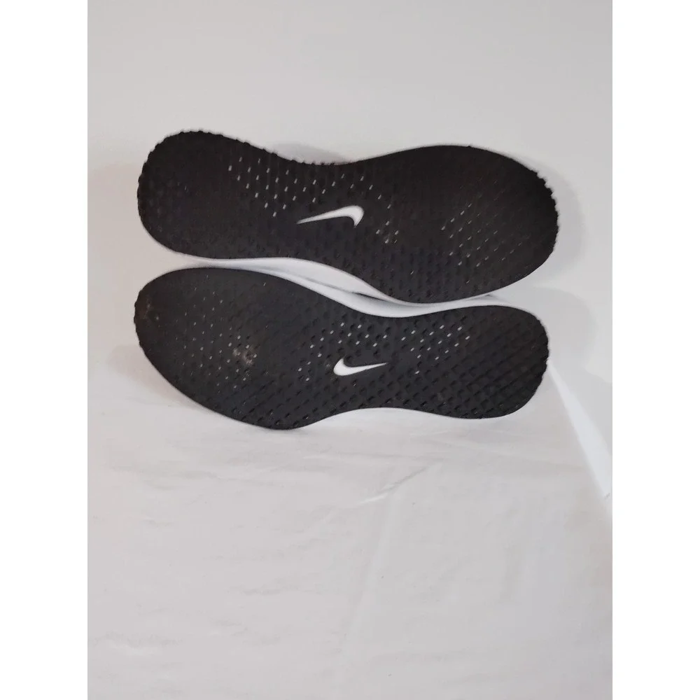 Nike Varsity Compete TR 3 Men 14 Black Gray Knit Training Athletic Sneakers EUC